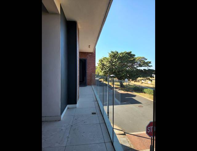 3 BEDROOM APARTMENT FOR SALE IN UMHLANGA RIDGE